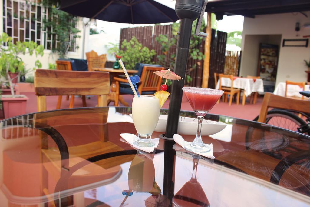 Hotel Del Sol Galapagos Puerto Ayora  Exteriör bild
