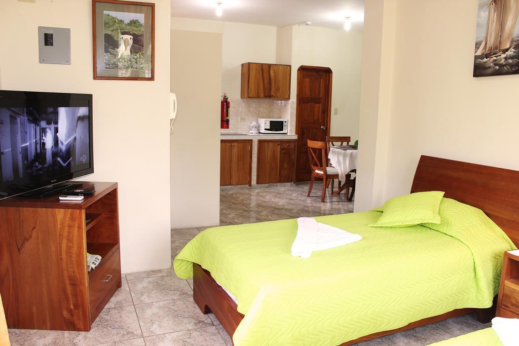 Hotel Del Sol Galapagos Puerto Ayora  Rum bild